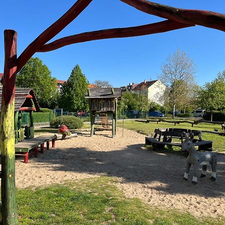 Fewo "Franzi" 5 Personen, Zentrale Lage, Parkplatz Dessau-Rosslau Екстериор снимка