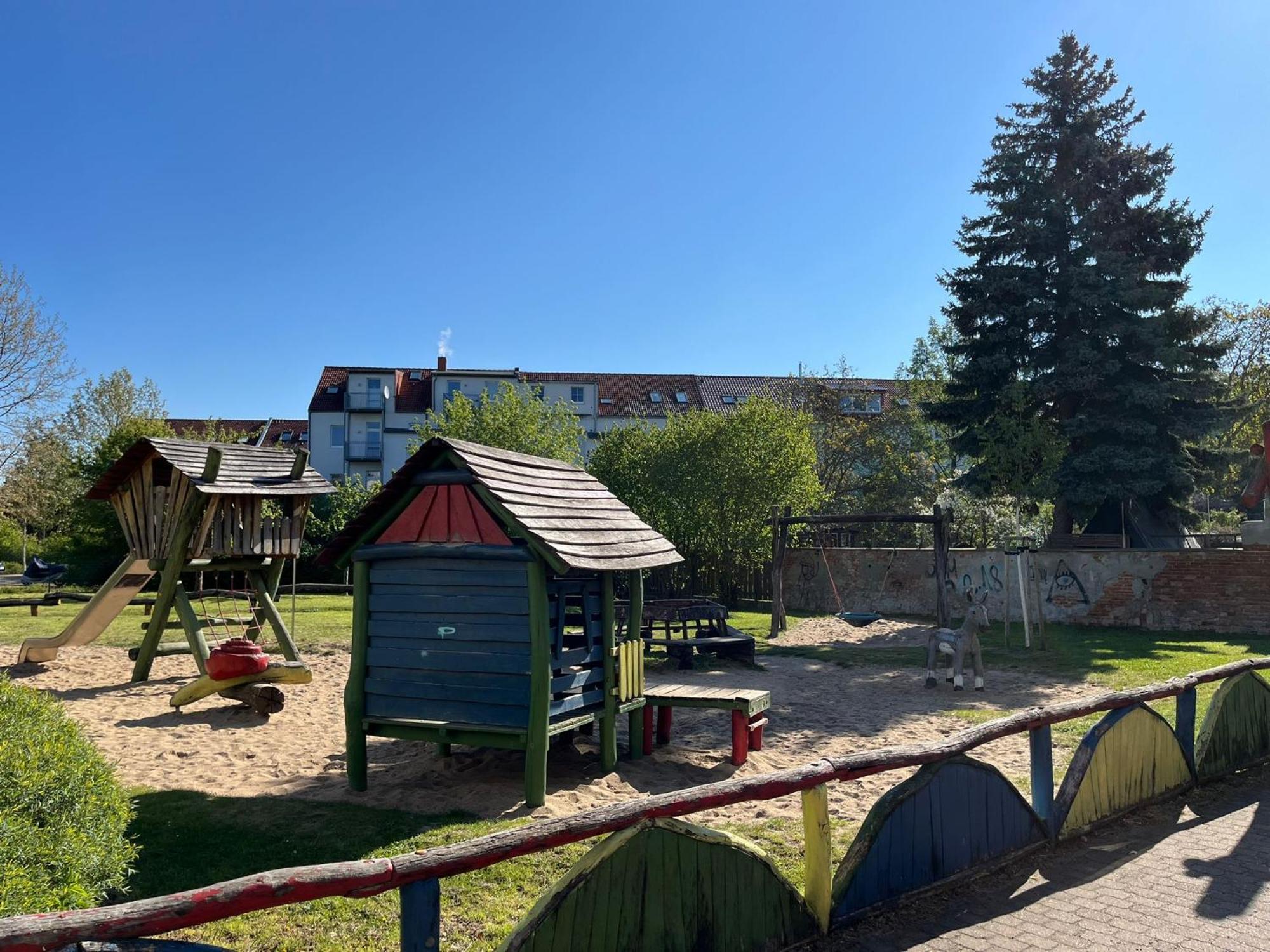 Fewo "Franzi" 5 Personen, Zentrale Lage, Parkplatz Dessau-Rosslau Екстериор снимка